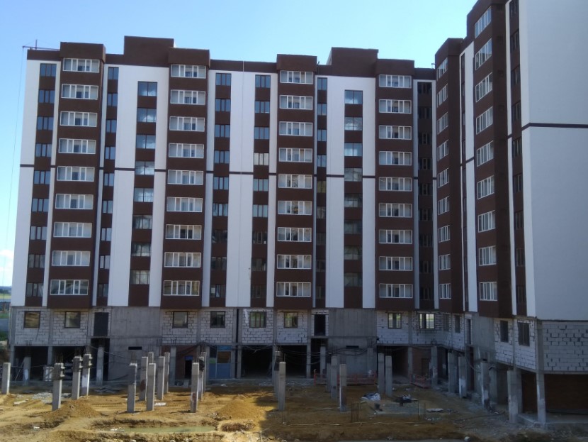 Многоквартирный жилой комплекс со встроенными помещениями и паркингом в районе пересечения трассы Астана-Караганда и ул. №А103